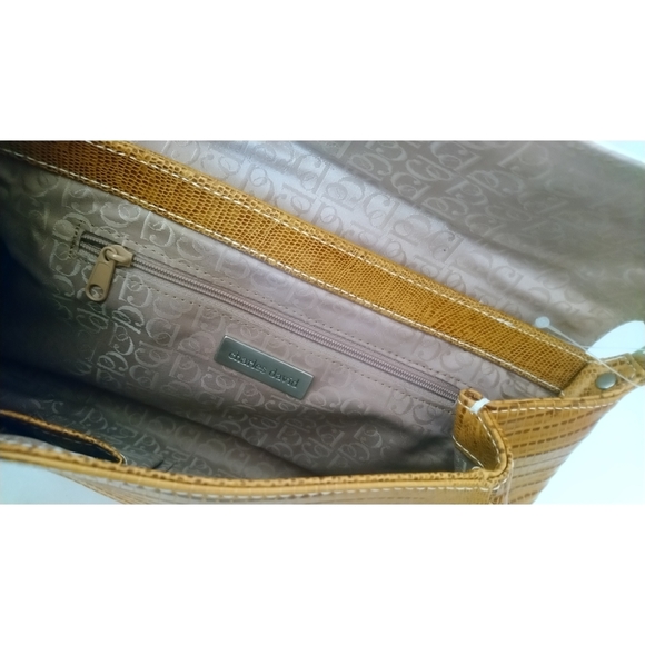 Tan bag - Picture 5 of 6